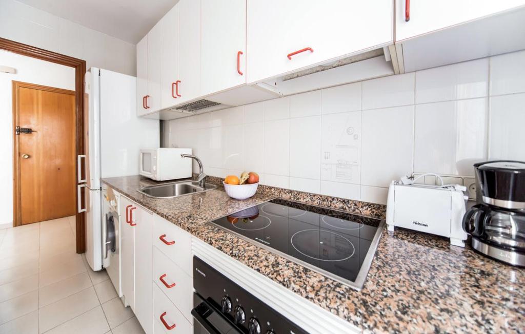 Stunning Apartment In Oropesa Del Mar Exterior foto